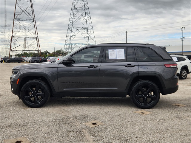 2024 Jeep Grand Cherokee Altitude X Gray at Mac Haik CDJR North Houston