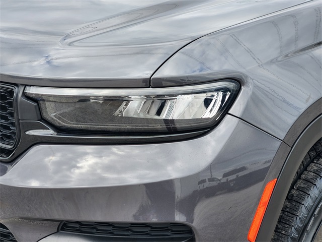 2024 Jeep Grand Cherokee Altitude X Gray at Mac Haik CDJR North Houston