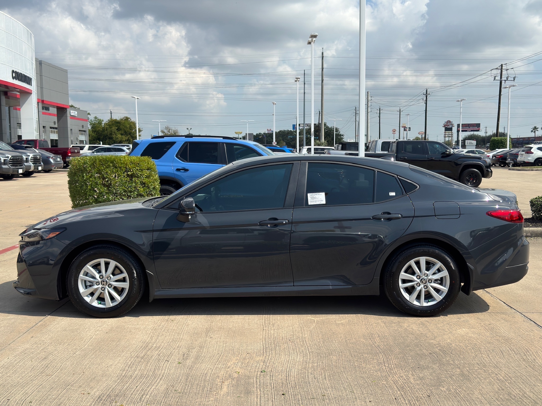 2026 Toyota Camry LE - 10