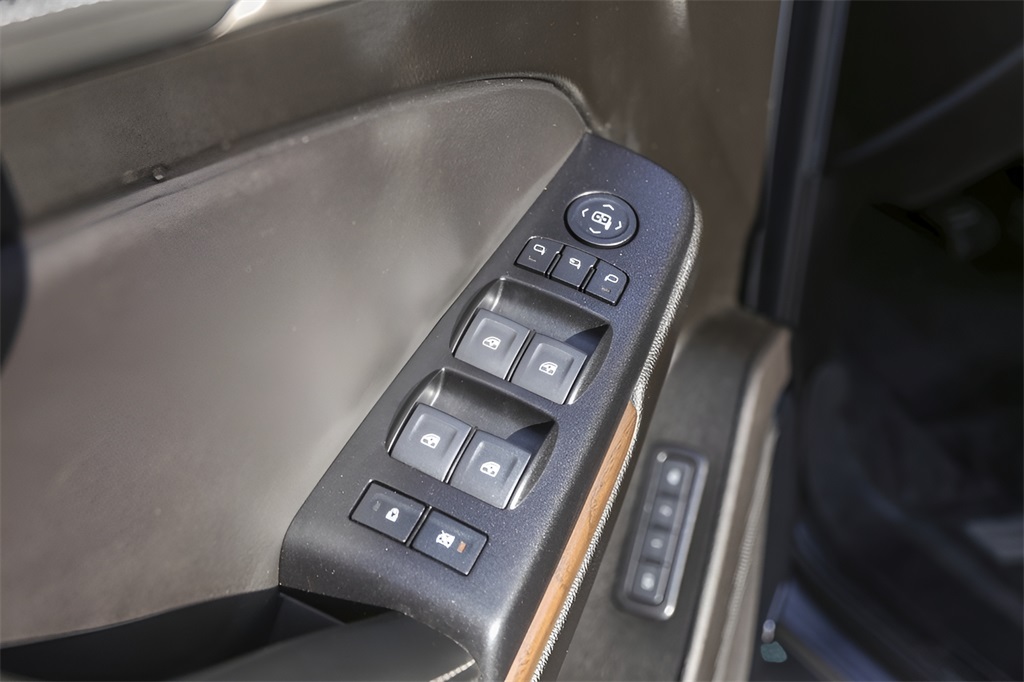 Used Car 2020 Gmc Yukon Xl  Denali For Sale Under $40,000 In Austin, Texas
