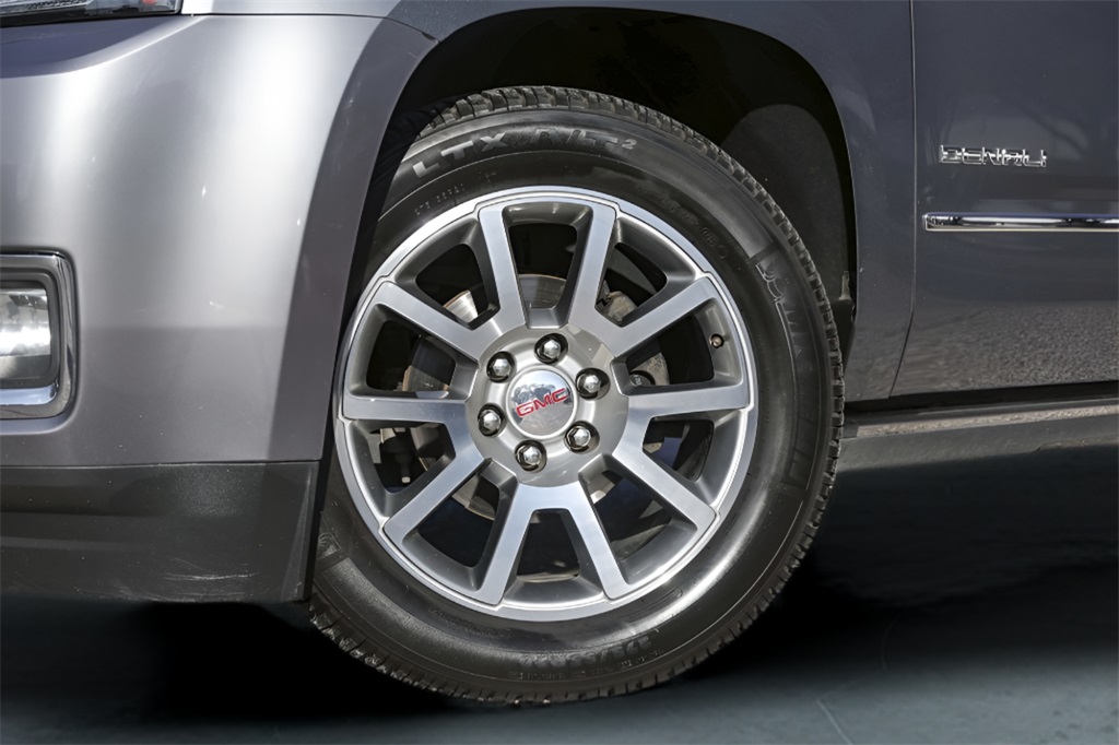 Used Car 2020 Gmc Yukon Xl  Denali For Sale Under $40,000 In Austin, Texas