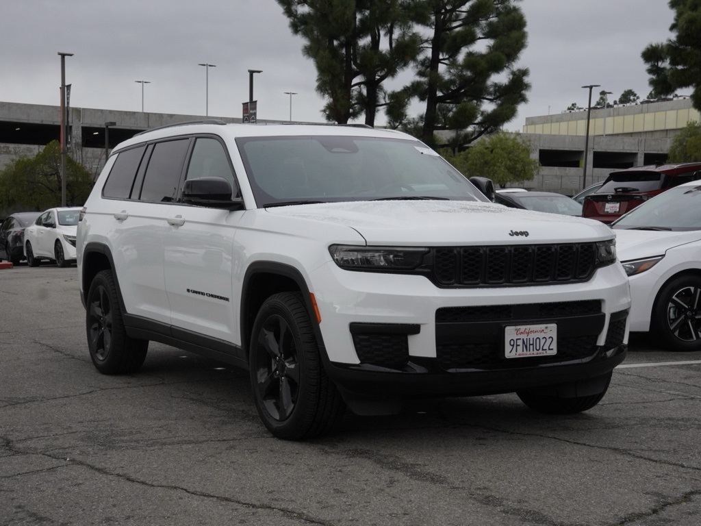 2023 Jeep Grand Cherokee L Altitude Edition