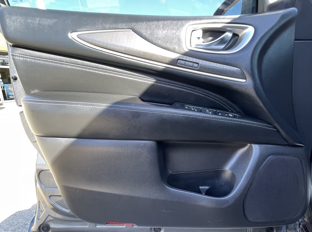 2018 INFINITI QX60 Base Gray at Autostrade