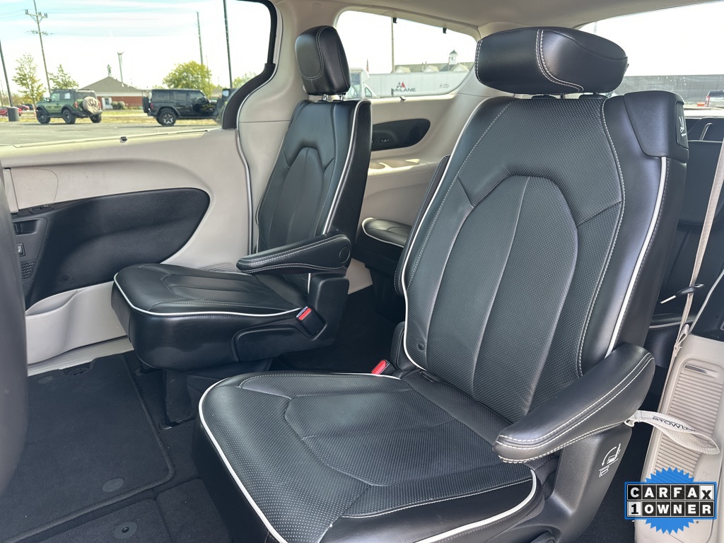 Used 2022 Chrysler Pacifica For Sale in Findlay, OH