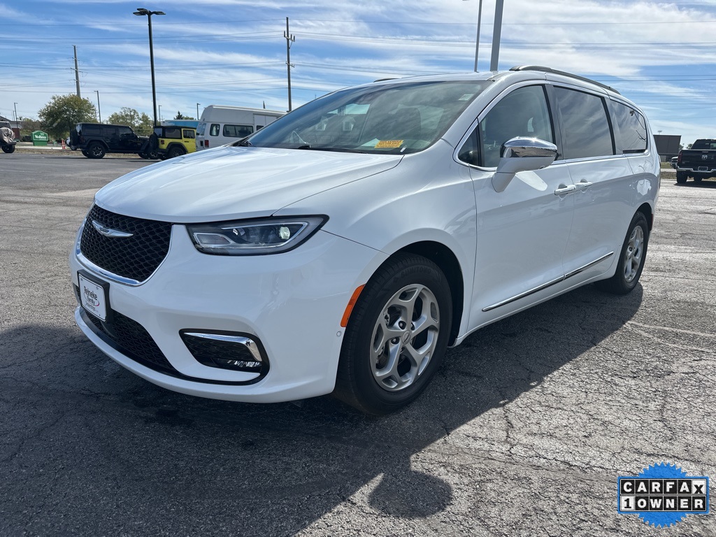 Used 2022 Chrysler Pacifica For Sale in Findlay, OH