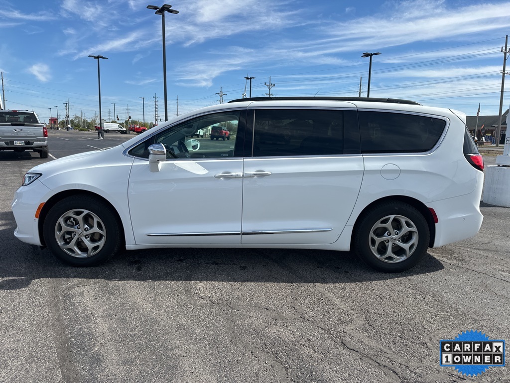 Used 2022 Chrysler Pacifica For Sale in Findlay, OH