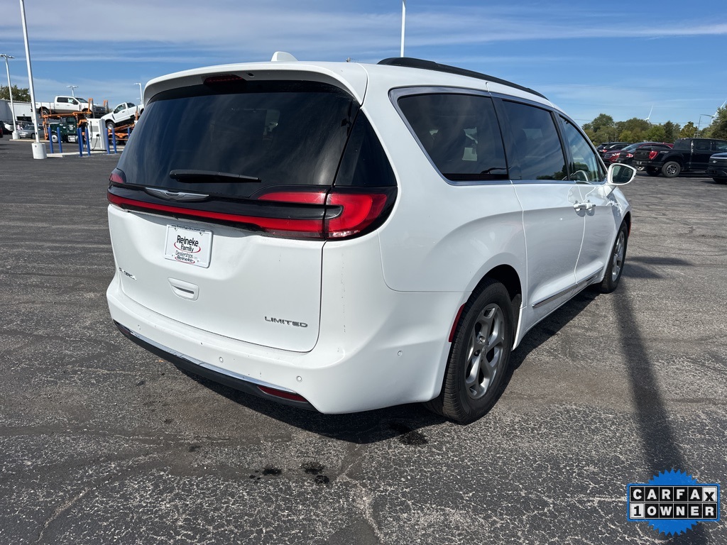Used 2022 Chrysler Pacifica For Sale in Findlay, OH
