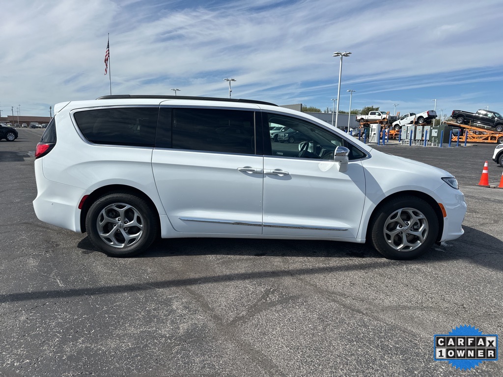 Used 2022 Chrysler Pacifica For Sale in Findlay, OH