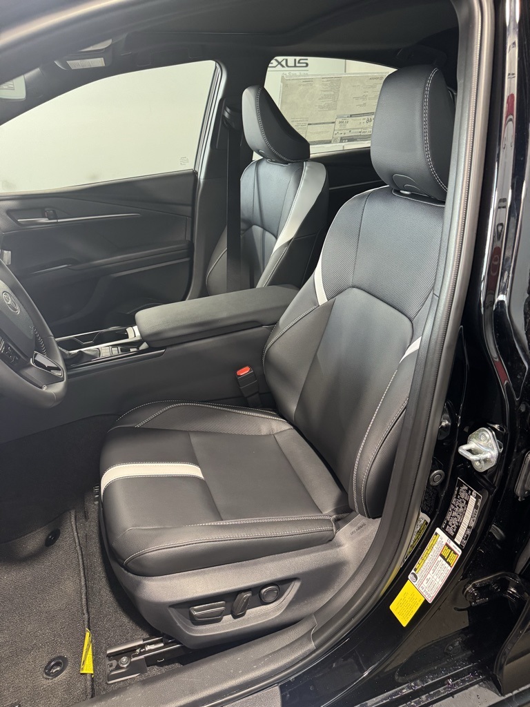 Thumbnail: 2026 Toyota Camry - 32