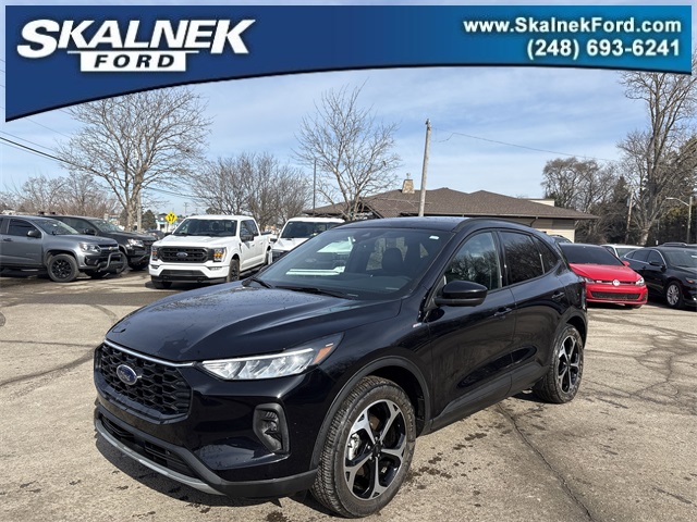 2025 Ford Escape Hybrid ST-Line Select AWD