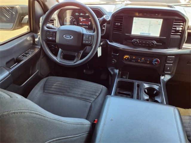 2022 Ford F-150 XL photo 4
