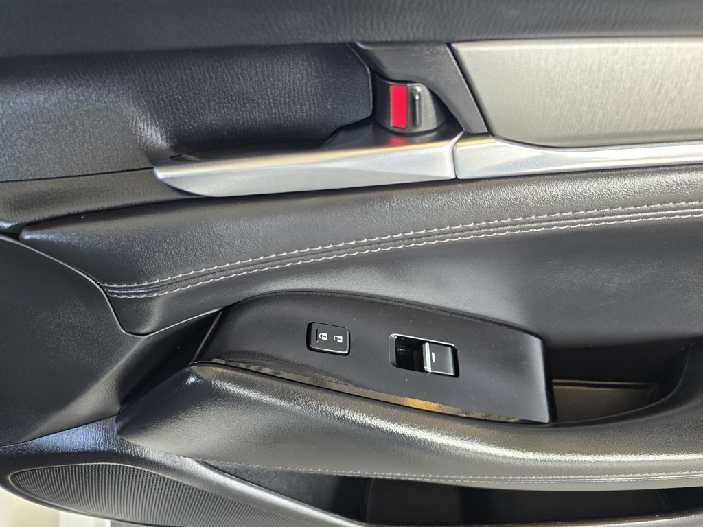 Thumbnail: 2018 Mazda Mazda6 - 28