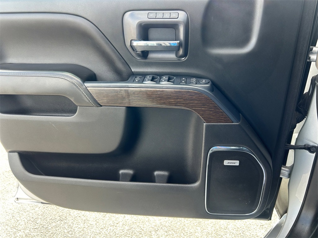 Used Car 2019 Gmc Sierra 2500hd  Denali For Sale Under $40,000 In Floresville, Texas