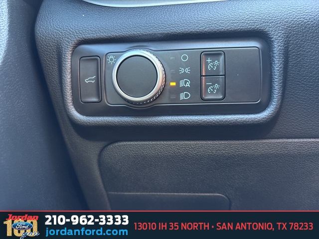 Used Car 2022 Ford Explorer  Xlt For Sale Under $25,000 In San Antonio, Texas