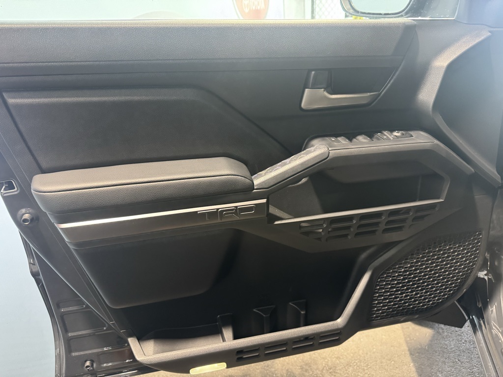 Thumbnail: 2025 Toyota Tacoma - 32