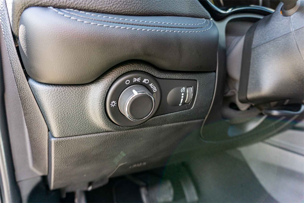 Used Car 2024 Dodge Durango  Sxt For Sale Under $35,000 In San Marcos, Texas