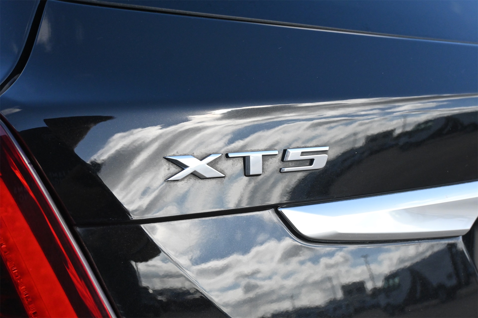 2023 Cadillac XT5 Premium Luxury Black at Tom Peacock Cadillac