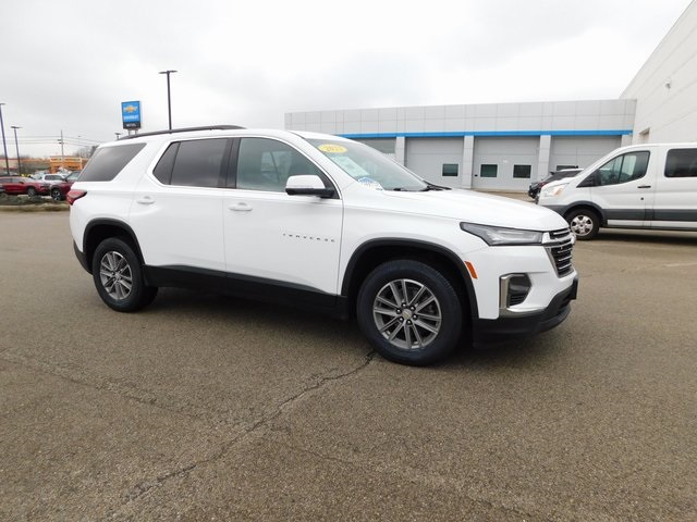 2023 Chevrolet Traverse LT Cloth AWD