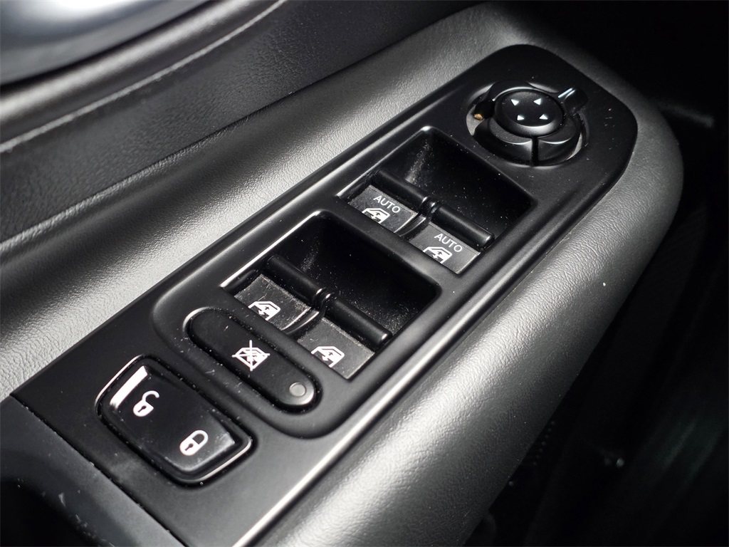 2022 Jeep Renegade Altitude Teal at Baytown Hyundai