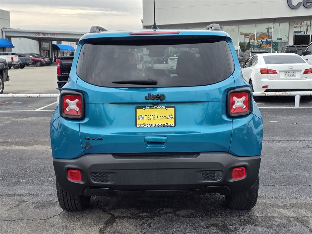 2022 Jeep Renegade Altitude Teal at Baytown Hyundai