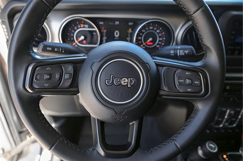 Used Car 2020 Jeep Gladiator  Sport For Sale Under $35,000 In Austin, Texas