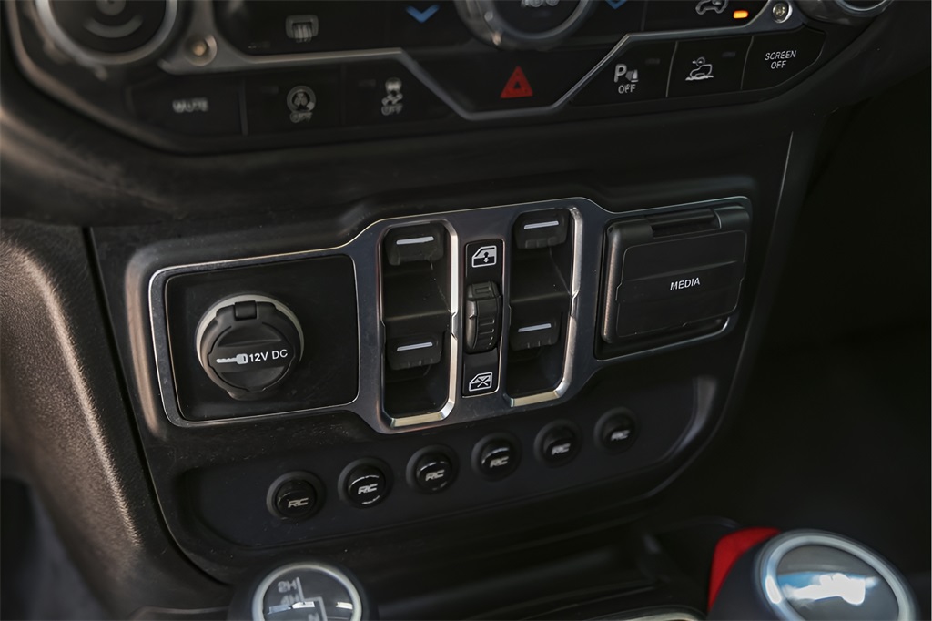 Used Car 2020 Jeep Gladiator  Sport For Sale Under $35,000 In Austin, Texas