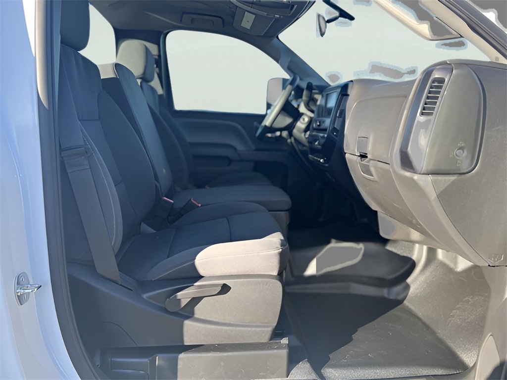 2023 Chevrolet Silverado 5500HD