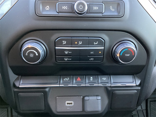 Used Car 2020 Chevrolet Silverado 1500  Custom For Sale Under $30,000 In San Antonio, Texas