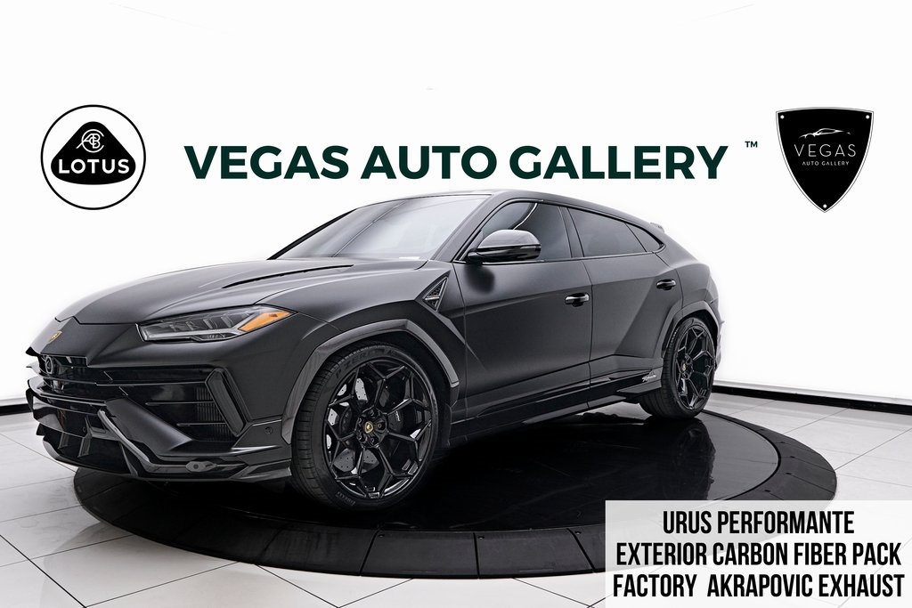 /2023 Lamborghini Urus