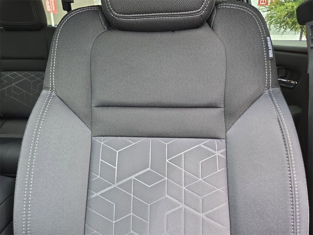 2025 Nissan Frontier SV - 9