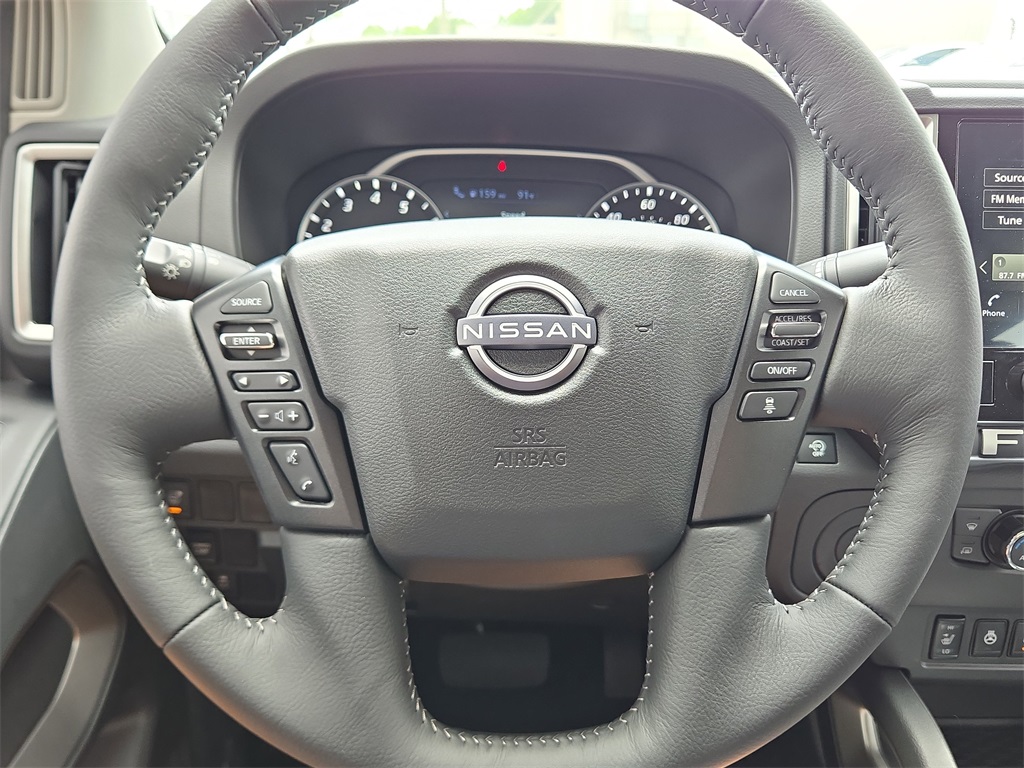 2025 Nissan Frontier SV photo 10