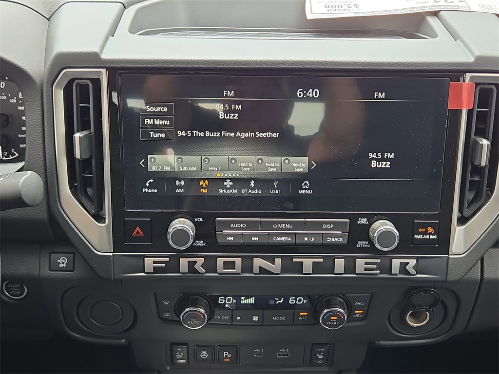 2025 Nissan Frontier SV photo 7