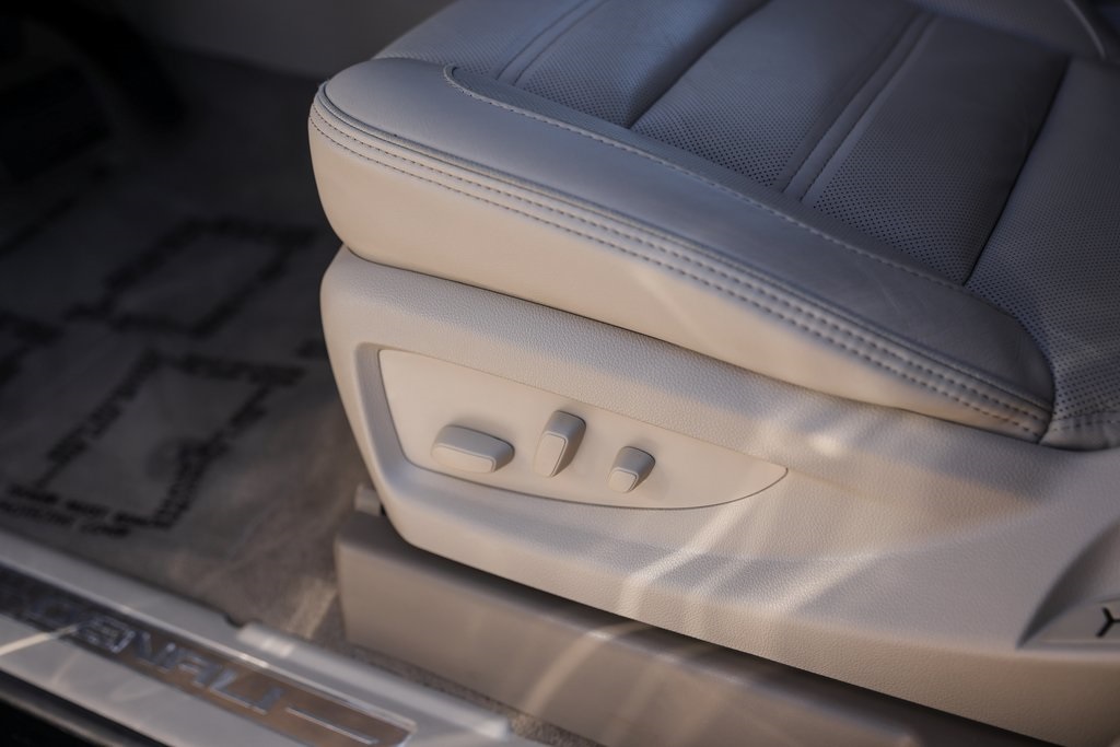 Used Car 2019 Gmc Yukon  Denali For Sale Under $35,000 In Austin, Texas