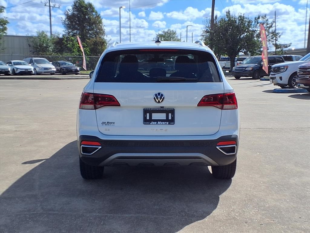 2023 Volkswagen Taos 1.5T SE White at DeMontrond Auto Country