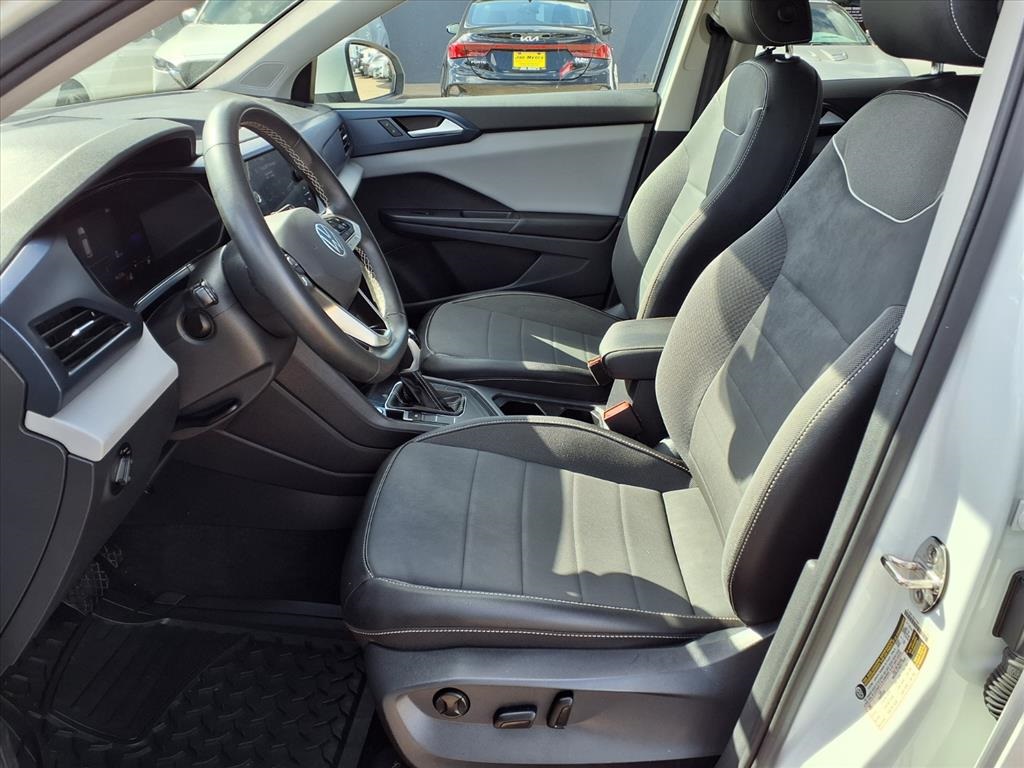 2023 Volkswagen Taos 1.5T SE - 5