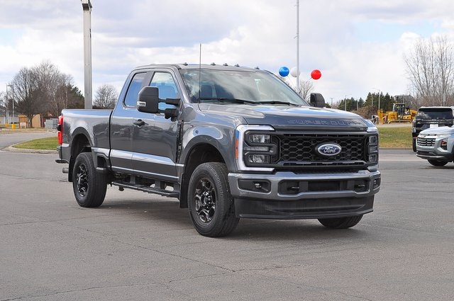 2023 Ford F-350 Super Duty XL SuperCab 4WD