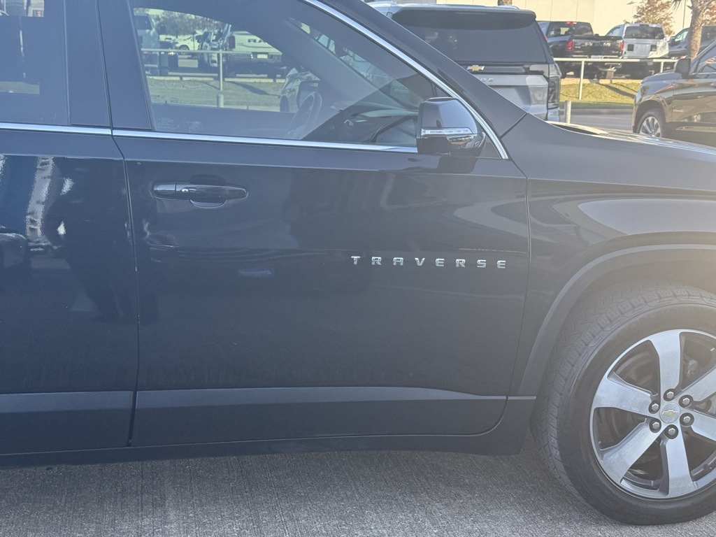 2020 Chevrolet Traverse 3LT Black at Joe Myers Mazda Kia