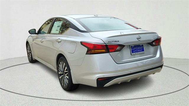 2025 Nissan Altima