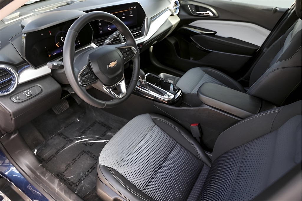 Used Car 2024 Chevrolet Trax  Lt For Sale Under $25,000 In Austin, Texas
