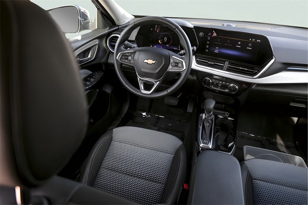 Used Car 2024 Chevrolet Trax  Lt For Sale Under $25,000 In Austin, Texas