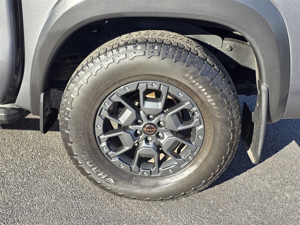 2024 Nissan Frontier PRO-X - 7