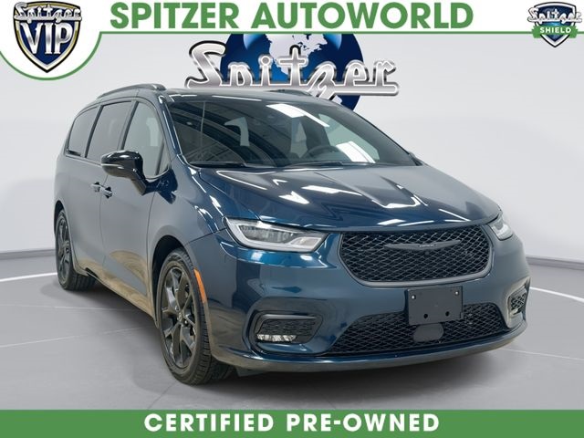 Fathom Blue Pearlcoat 2025 Chrysler Pacifica Minivan Front-Wheel Drive 9-Speed Automatic
