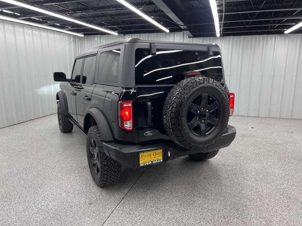 2022 Ford Bronco Black Diamond Black at Don McGill Toyota