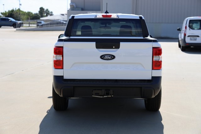 2025 Ford Maverick XLT White at Classic Ford Galveston