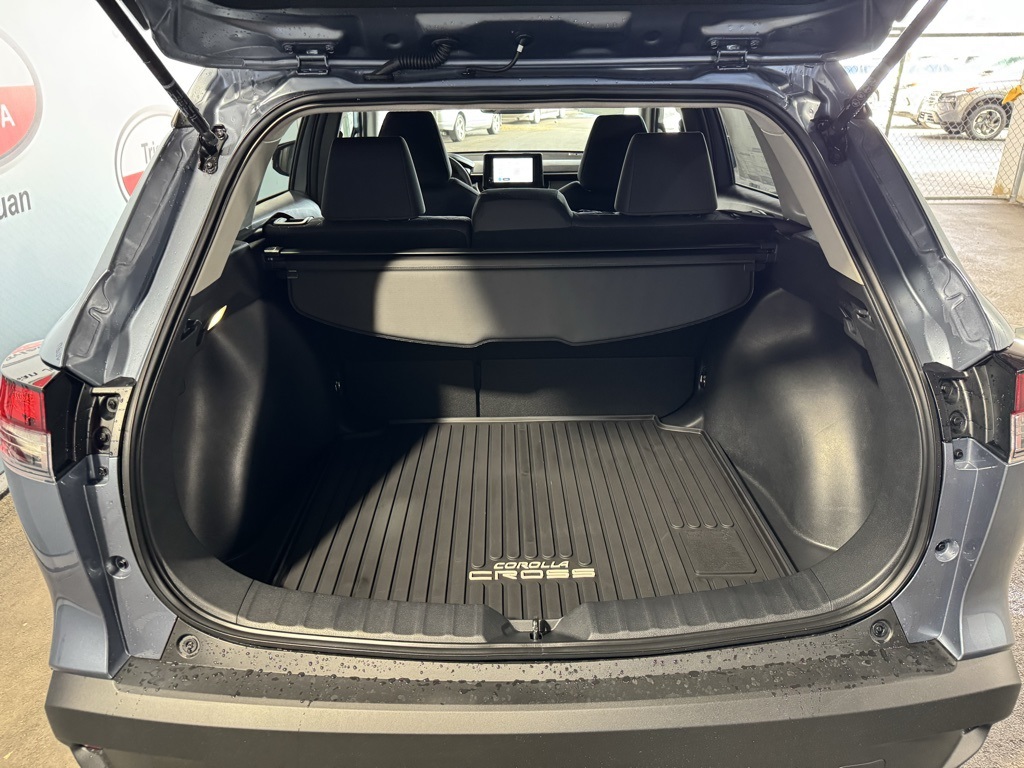 Thumbnail: 2026 Toyota Corolla Cross - 23