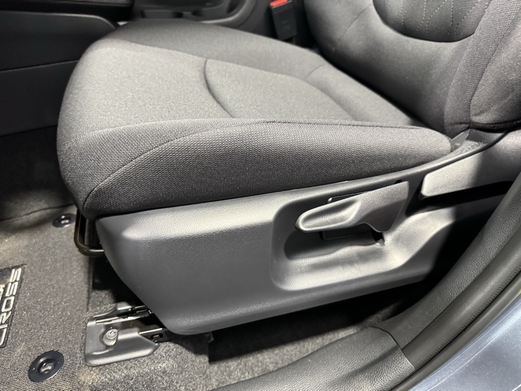 Thumbnail: 2026 Toyota Corolla Cross - 32