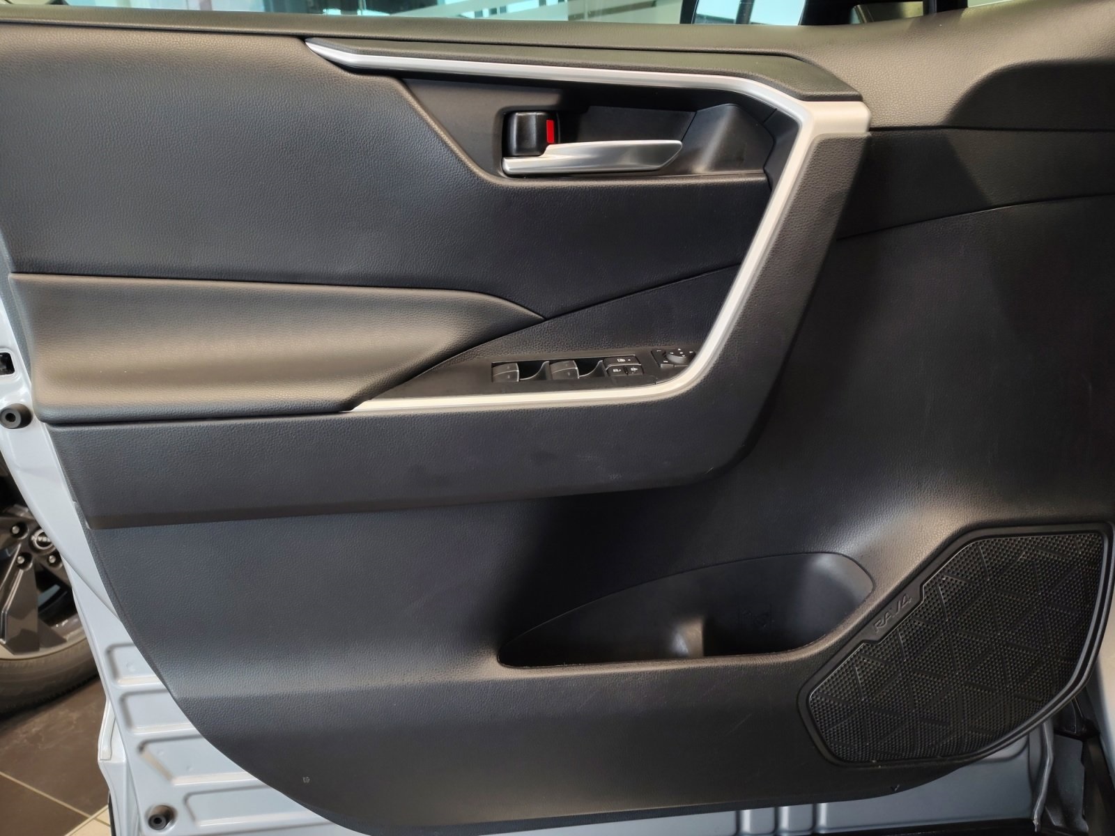 Used Car 2022 Toyota Rav4  Xle For Sale Under $30,000 In San Antonio, Texas