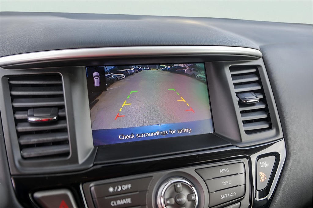 Used Car 2020 Nissan Pathfinder  Sv For Sale Under $20,000 In Austin, Texas