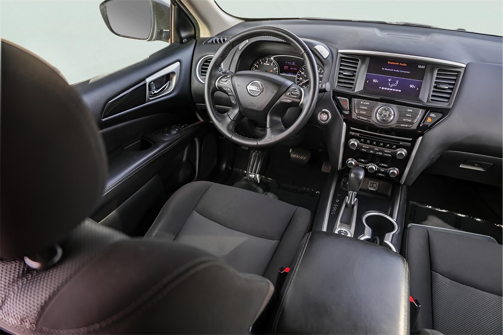 Used Car 2020 Nissan Pathfinder  Sv For Sale Under $20,000 In Austin, Texas