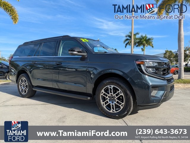 2025 Ford Expedition MAX Active RWD